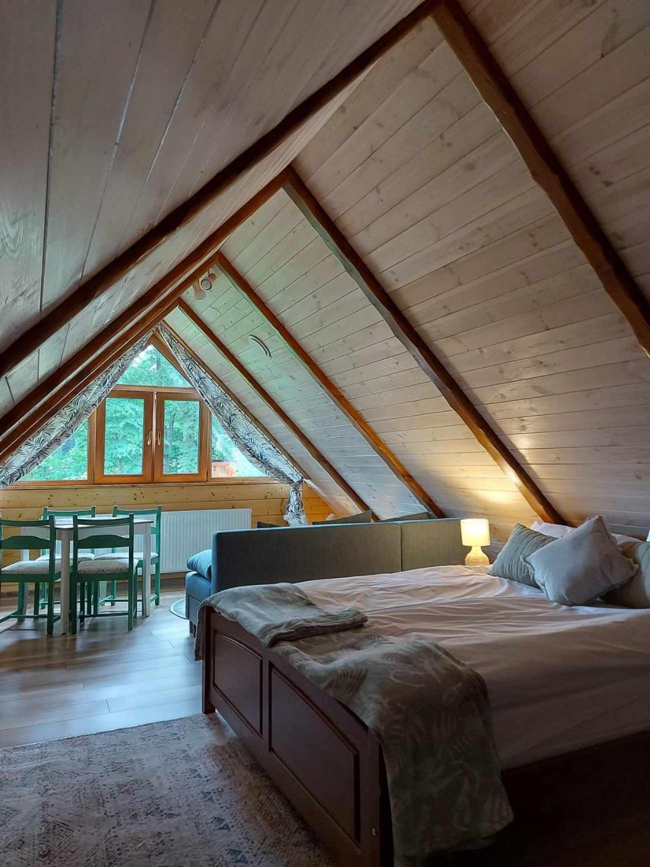 Jelen - Sauna I Jacuzzi Homestay *